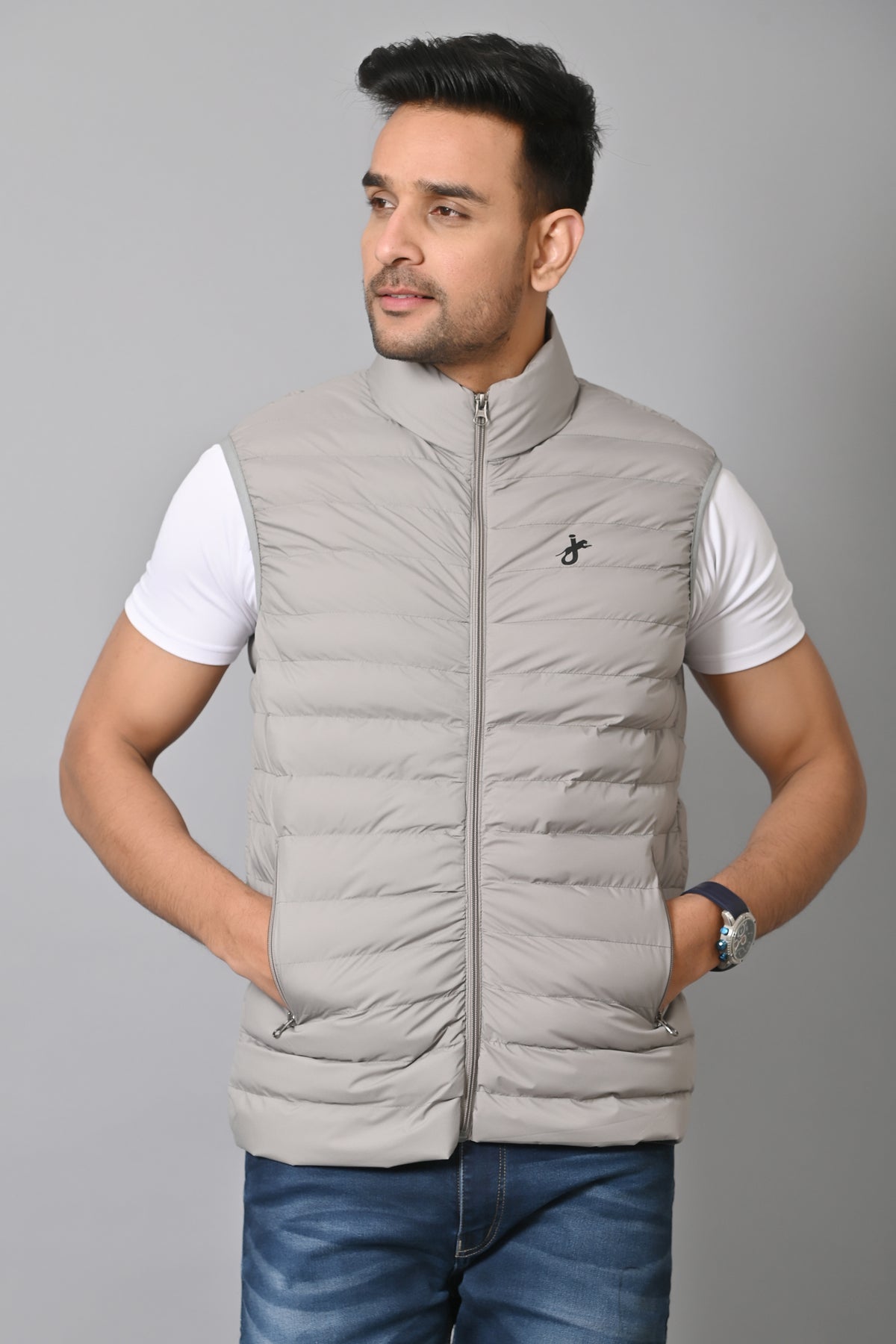 JAGURO FASHION: Men's Stylish Sleeveless Bomber Jacket For Winter