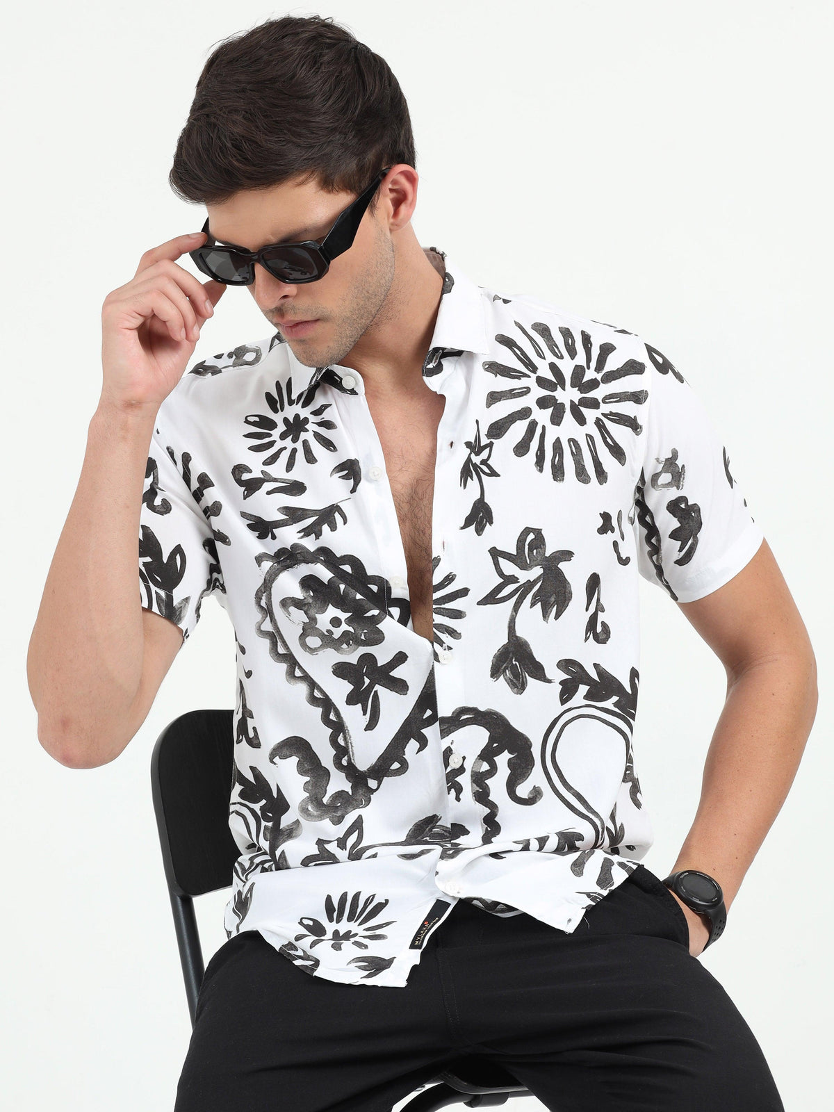 JAGURO WHITE-BLACK PRINTED HALF SLEEVE SHIRT